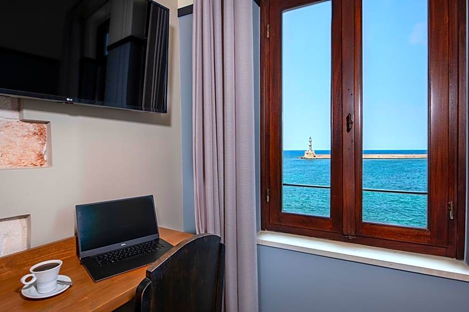 Mosaic Venetian Harbour Suites