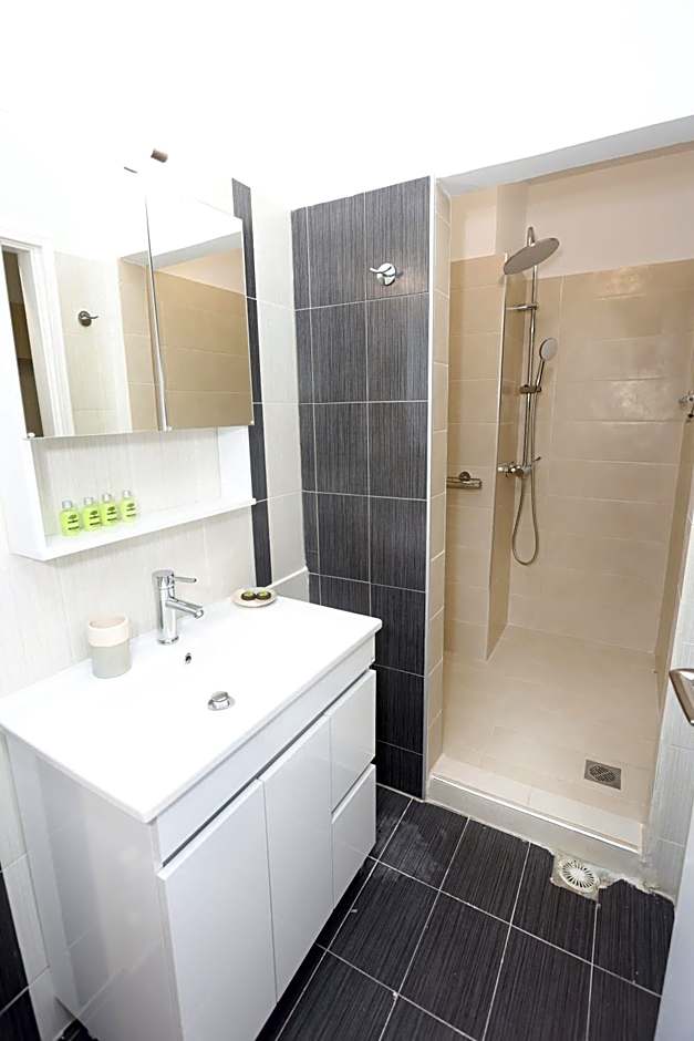 Old Town Hall Suites and Apartments