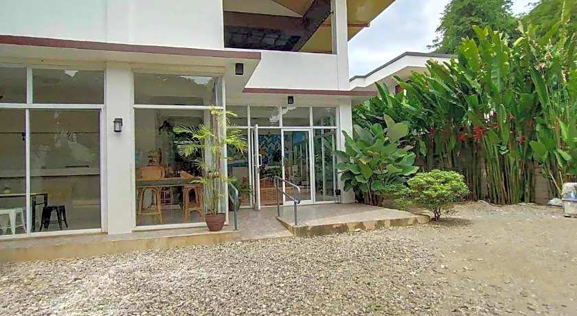 Frachette's Bed & Breakfast