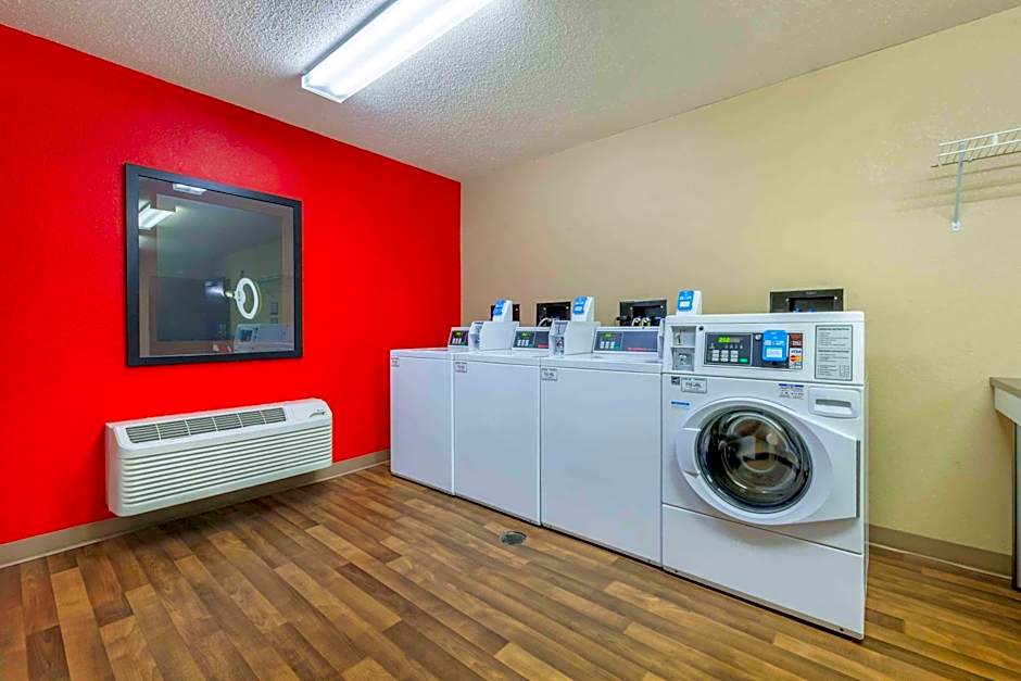 Extended Stay America Suites - Rockford - I-90