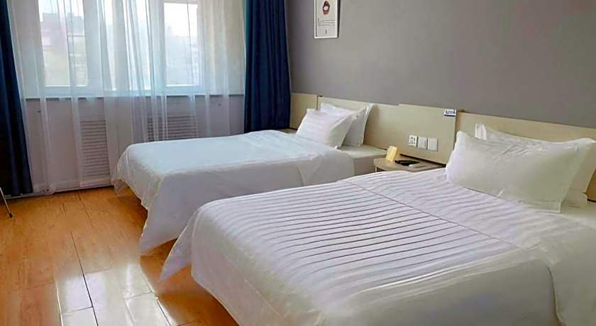 7 Days Inn Hami Baofeng Market