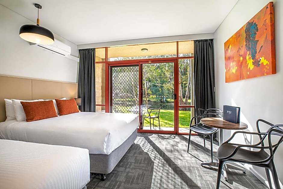 Nightcap at York on Lilydale