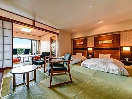 Hotel Building Triple Bedroom 1st Floor