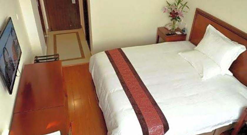 GreenTree Inn JiangSu WuXi BinHu TaiHu Pearl Development Mansion Business Hotel