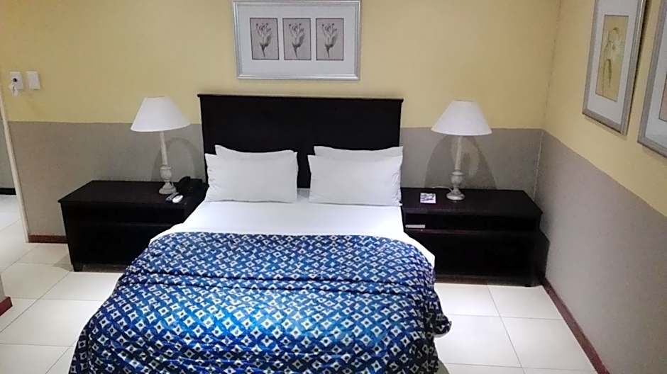 Villa Via Hotel Midrand