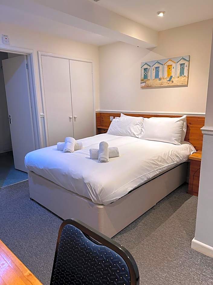 Elmham House - Pilgrim Hotel