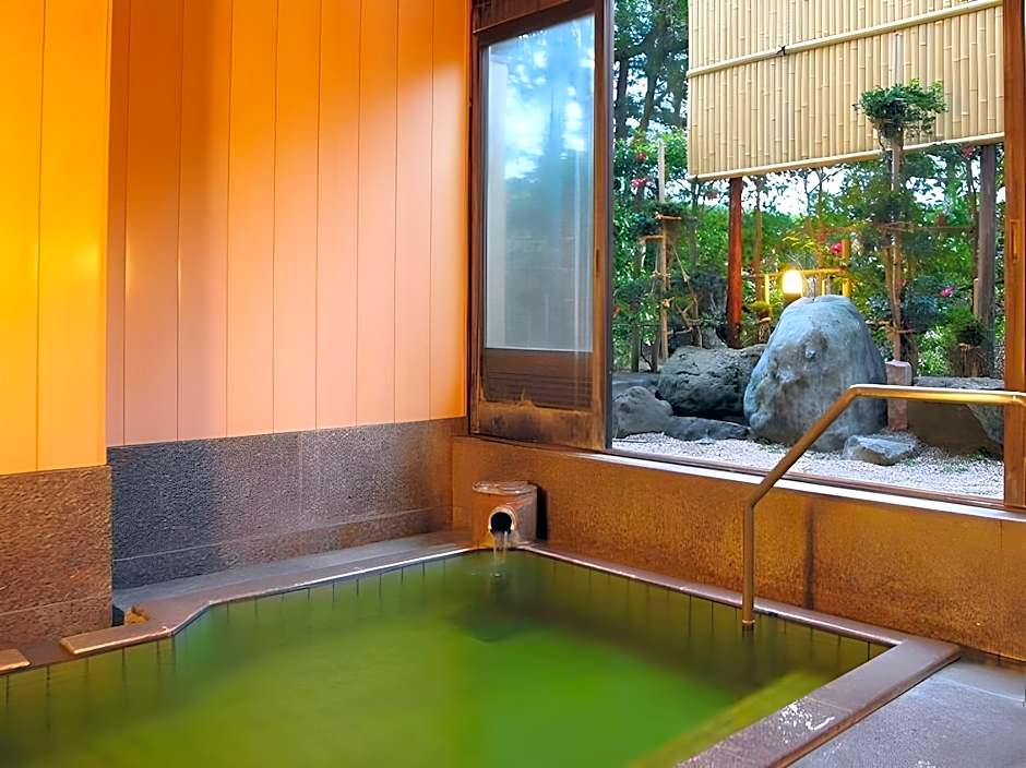 Tsukioka Onsen Hisagoso