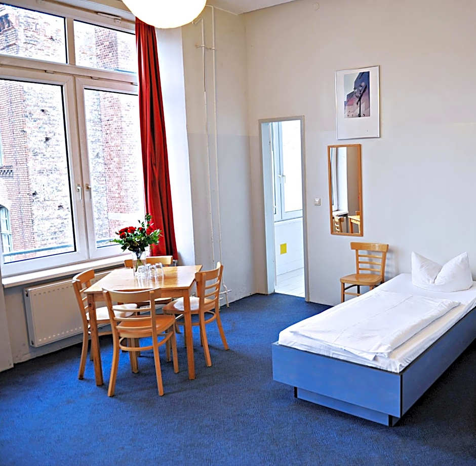 Hotel Transit Loft