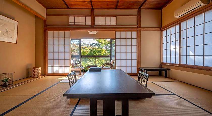 Jinya Ryokan