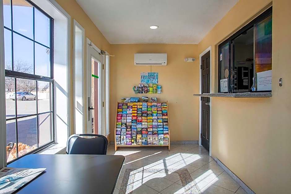 Pinn Road Inn and Suites