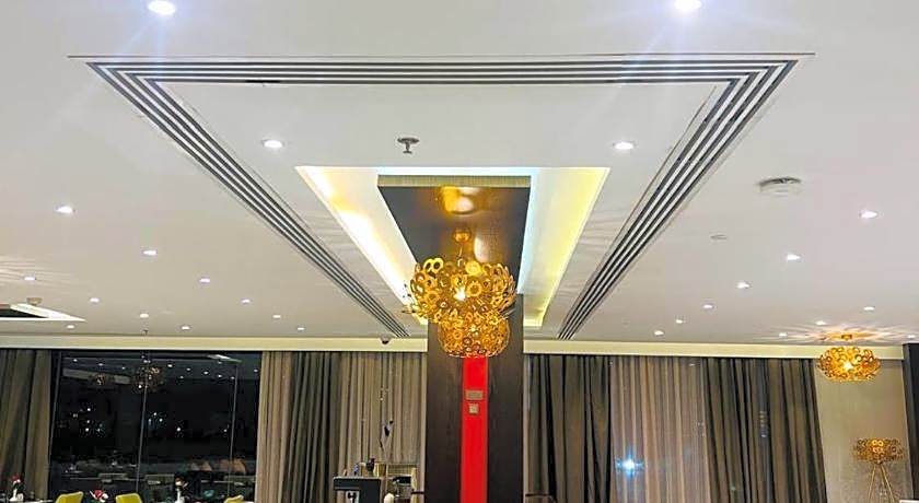 Carnelian Muscat - Airport Hotel