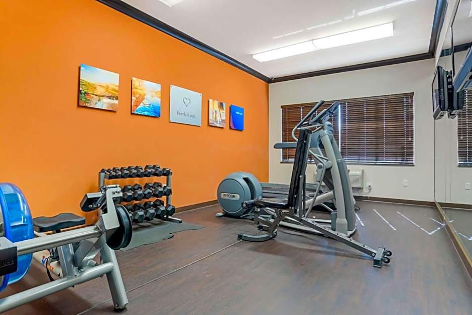 Comfort Suites Alexandria North