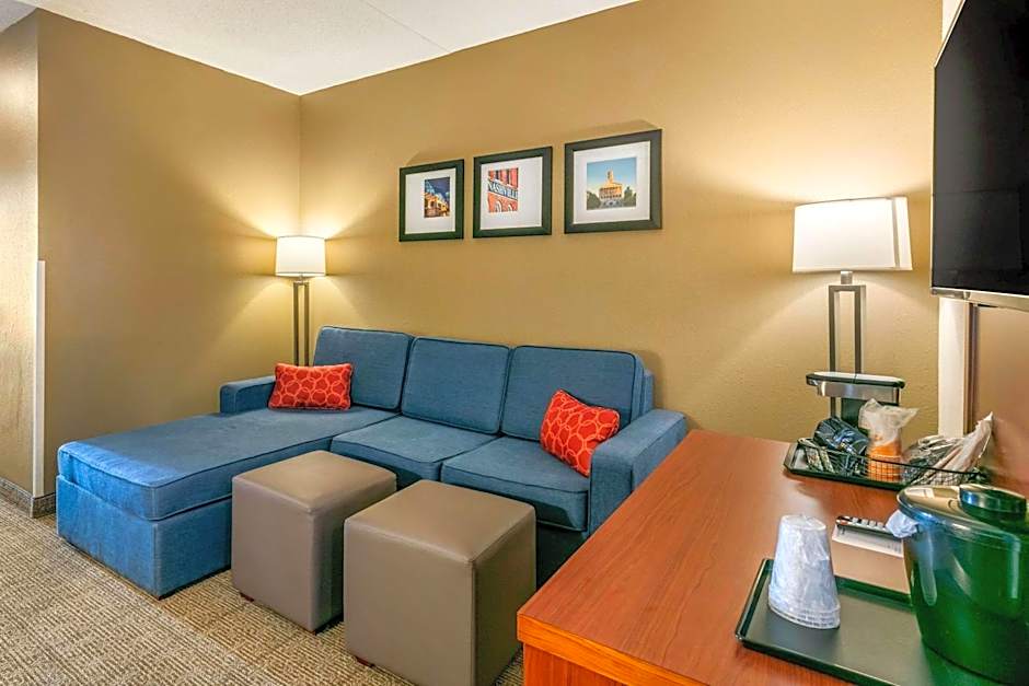 Comfort Inn & Suites Nashville Franklin Cool Springs