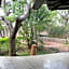 Tingala Lodge - Bed in the Bush