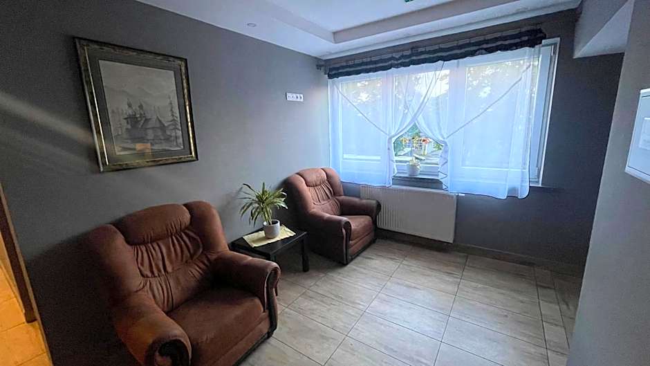 Aparthotel WADOWICE & Hostel GENERY