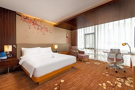 Deluxe King Room