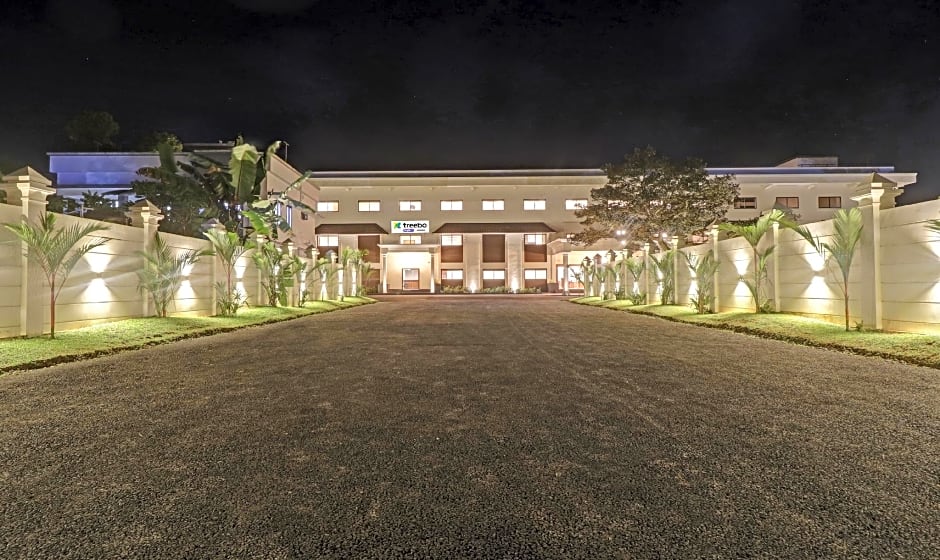 Treebo Premium Vahada 7 Minutes Drive From Ambalapuzha Sree Krishna Swamy Temple