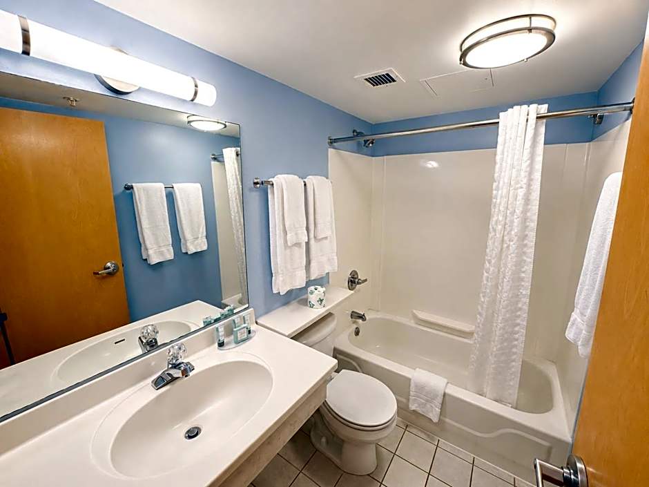 Atlantic Sands Hotel and Conference Center