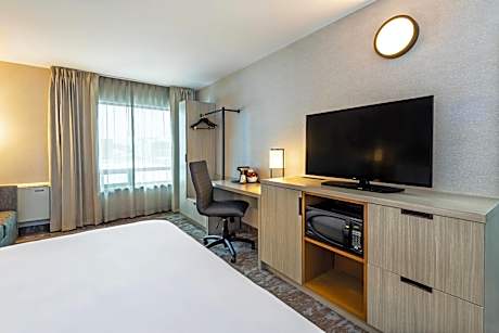 Superior King Room - Non-Smoking