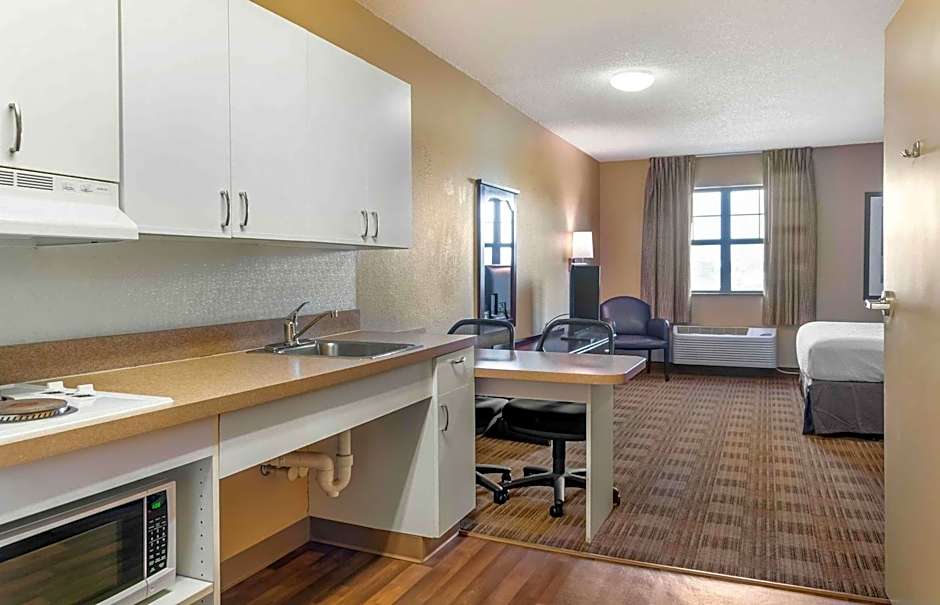 Extended Stay America Suites - Toledo - Holland