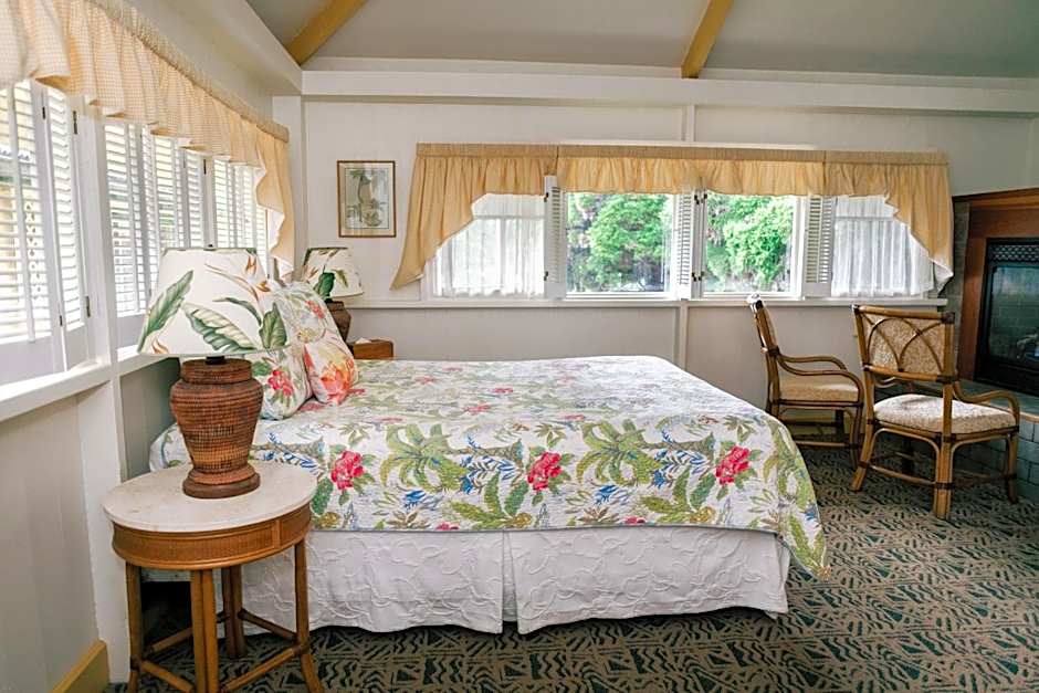 Kilauea Lodge and Restaurant