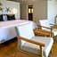 Hide-Away Guest House