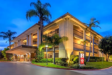 Best Western Plus Orange County Airport North