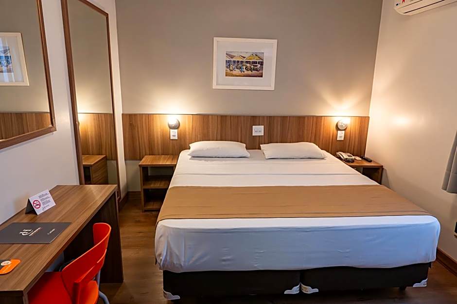 Hotel Continental Business - 200 metros do Complexo Hospitalar Santa Casa