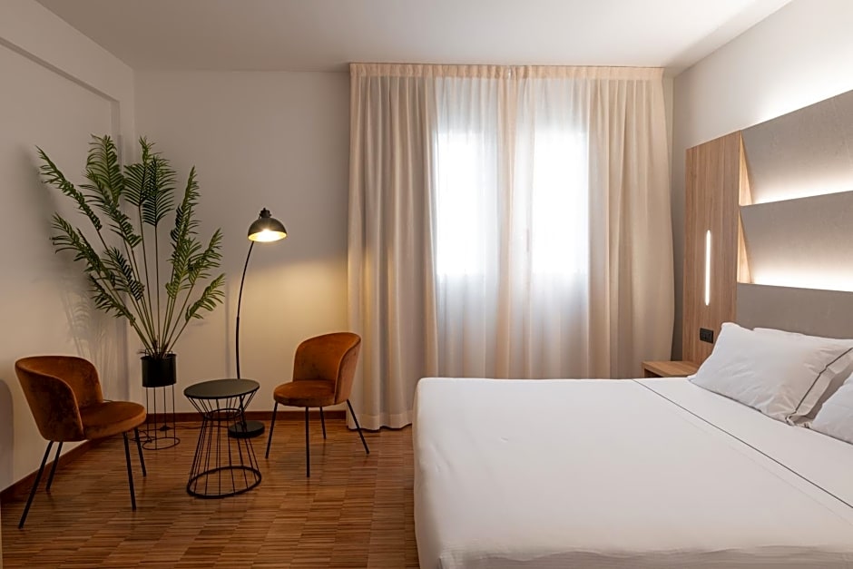 Bleis Hotel