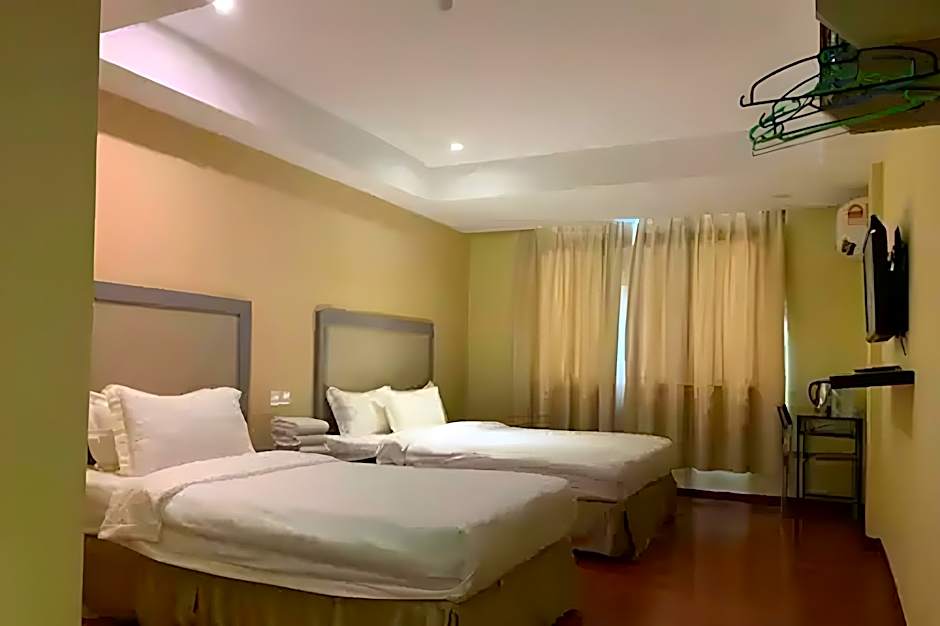 Photo 1 of 2 of Family (1 Double Bed + 1 Single Bed)