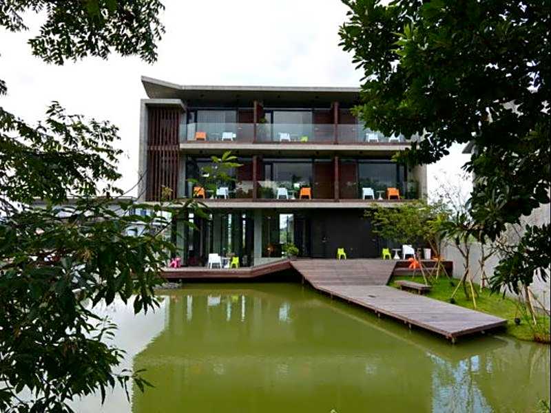 God Island Bed and Breakfast