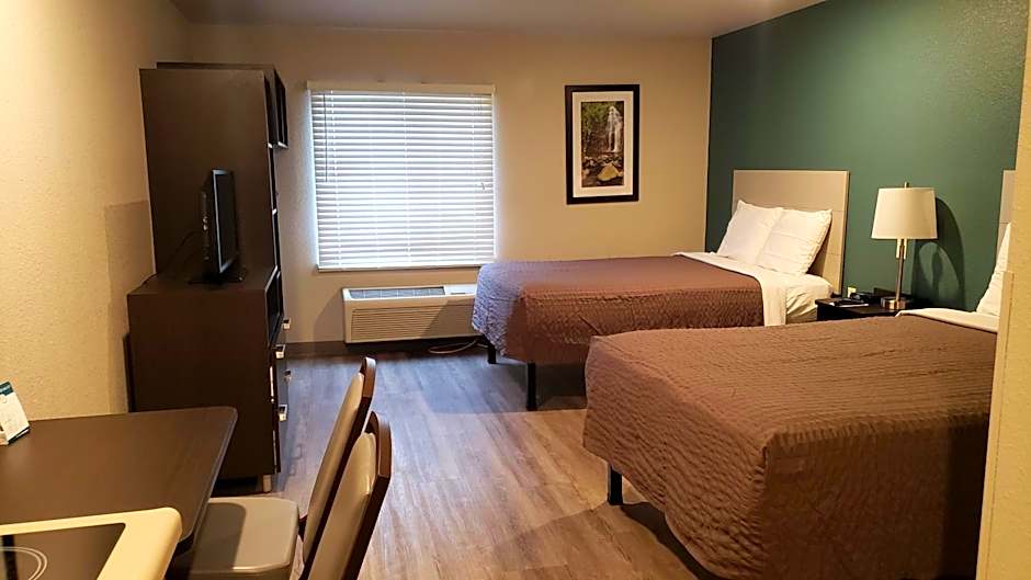 WoodSpring Suites Kansas City Mission