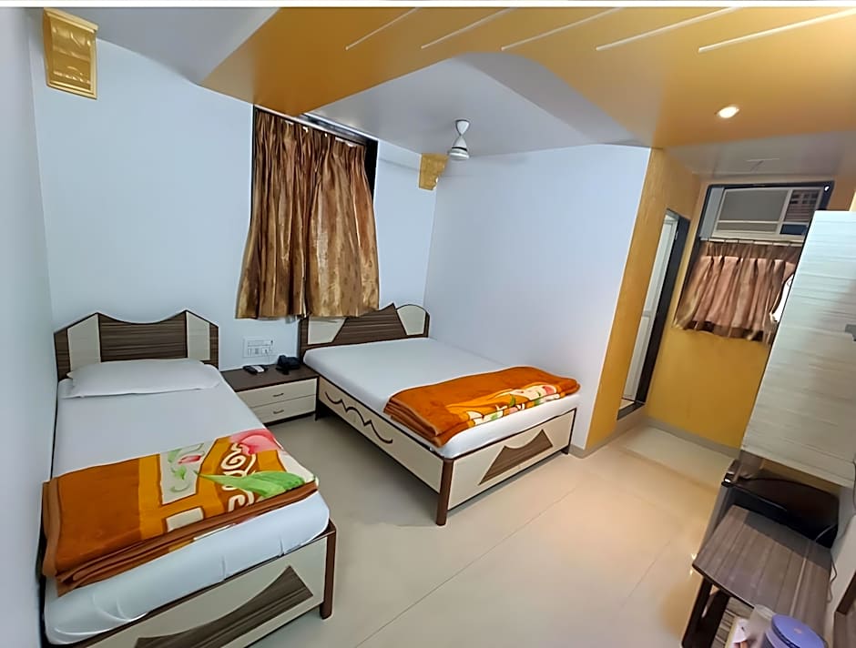 Hotel Broadway Colaba