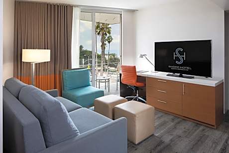 King Ocean View Grand Room