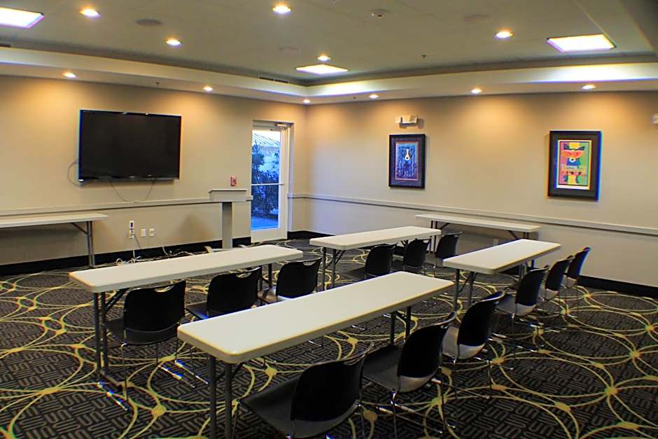 Holiday Inn Express Gonzales By IHG