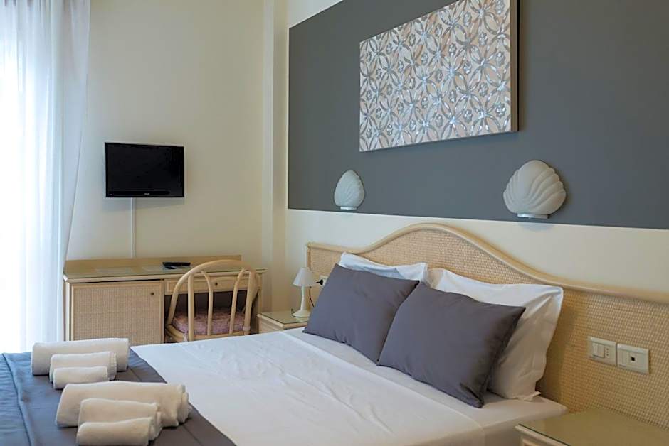Hotel Airone