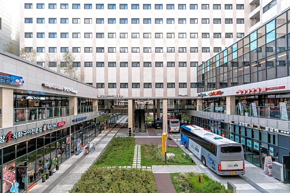 Days Hotel & Suites by Wyndham Incheon Airport