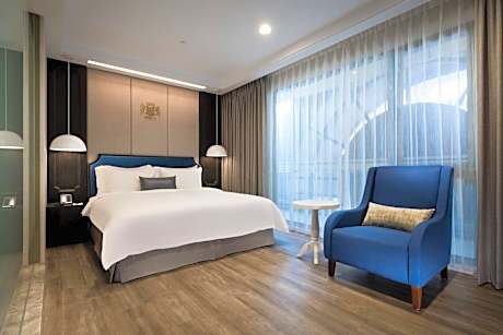 Deluxe Double Room with Parking