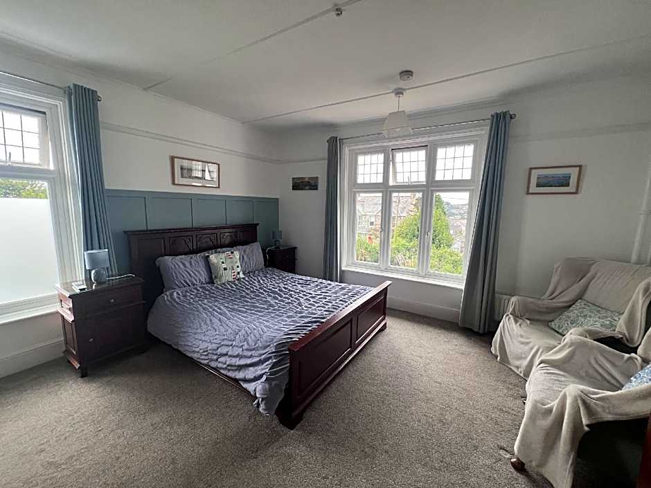 Gwyndra House B&B