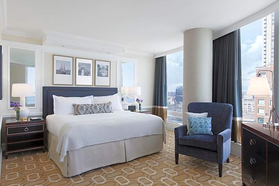 Photo 1 of 6 of Harbor Suite