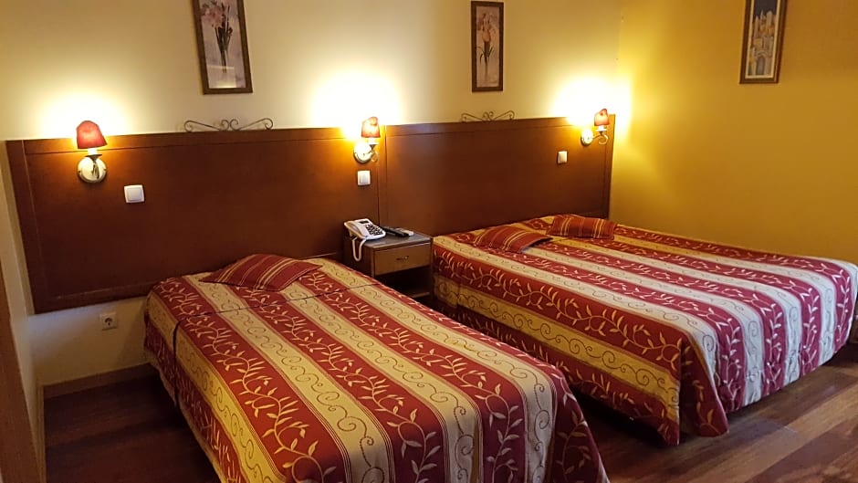 Grande Pensao Residencial Alcobia