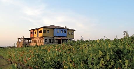 Estate Kalaitzis