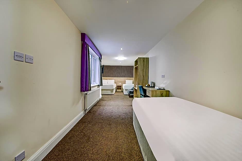 OYO 24 Sussex, London Paddington