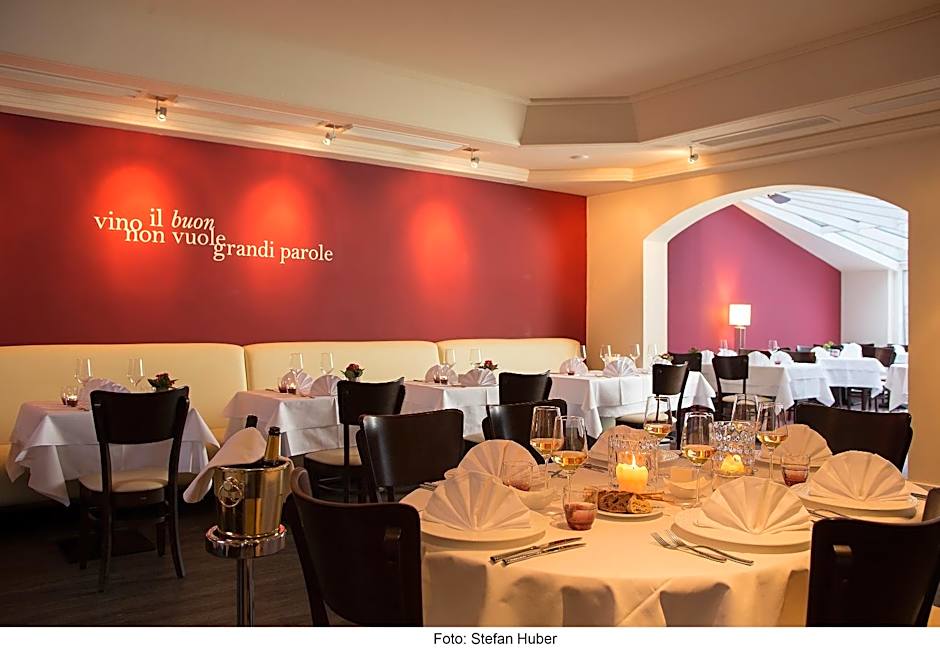 Ambassador Parkhotel