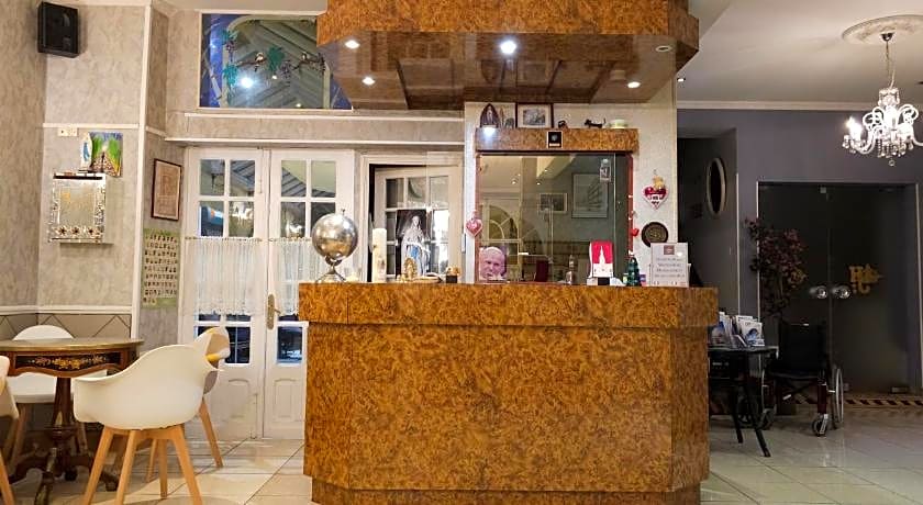 Hotel CORONA Lourdes