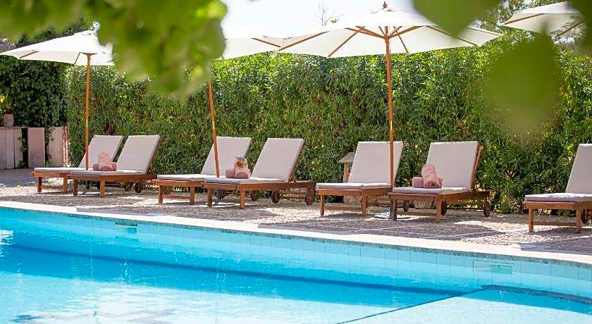 Es Quatre Cantons Hotel