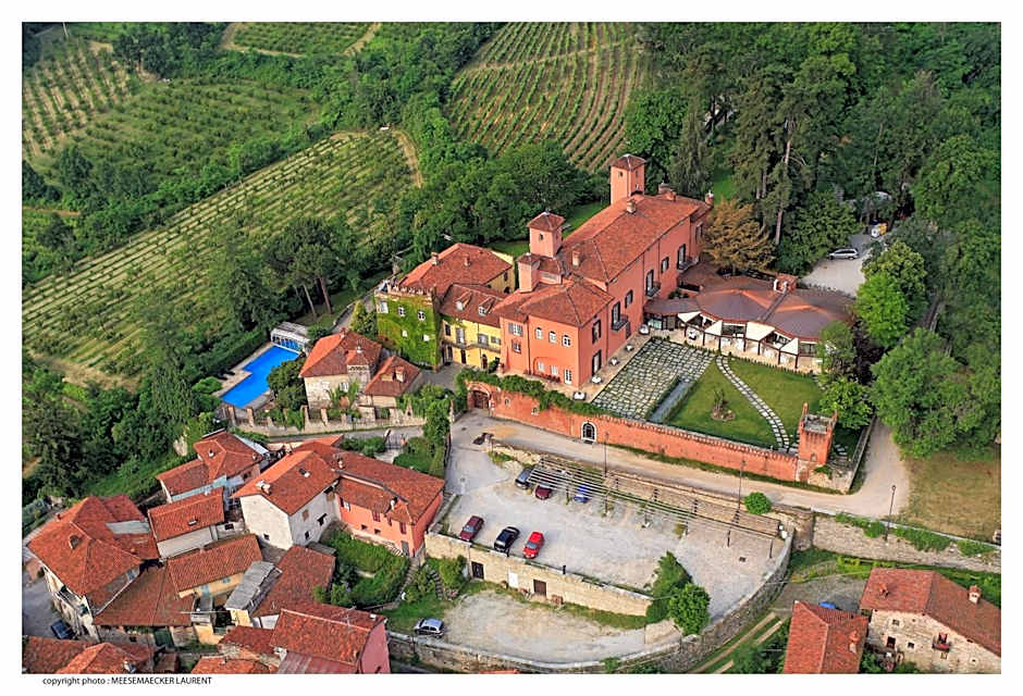Photo 1 of 50 of Castello Rosso