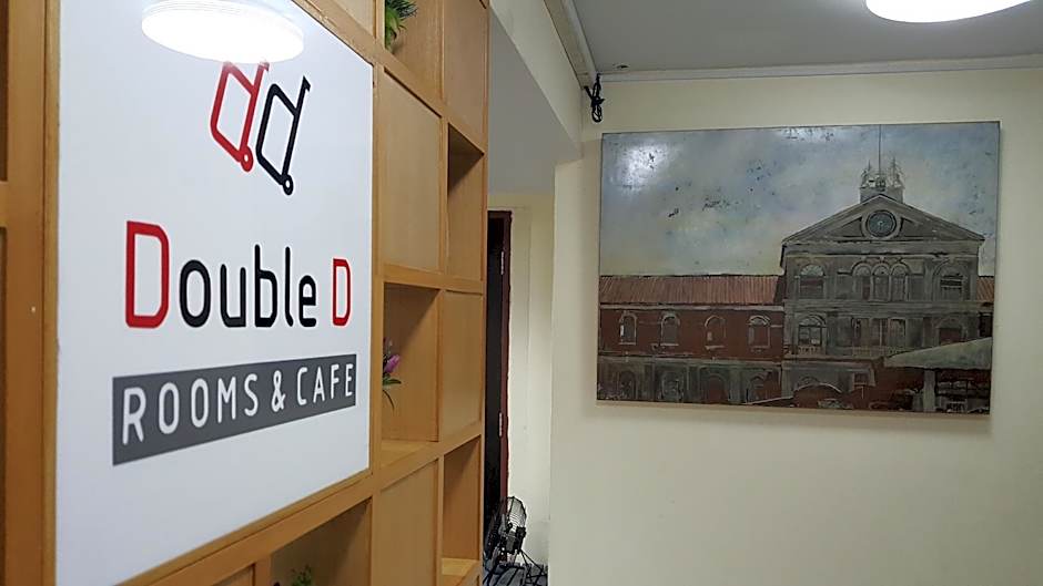 Double D Rooms & Cafe