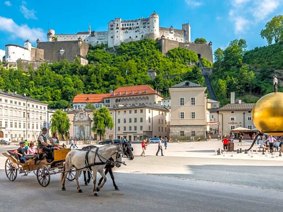 Der Burgblick-Adults Only 24 H Self Check In