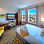 Hotel E